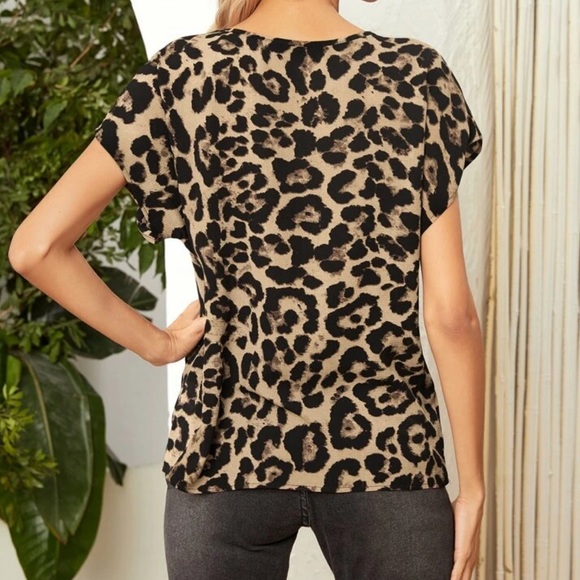 Boho leopard print v neck blouse - Picture 4 of 10